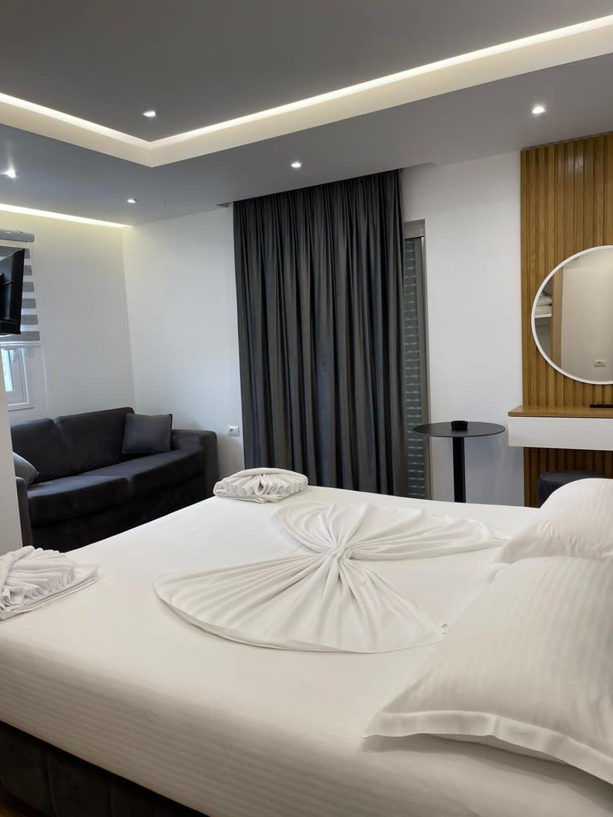 Anna Hotel Ksamil Exterior photo