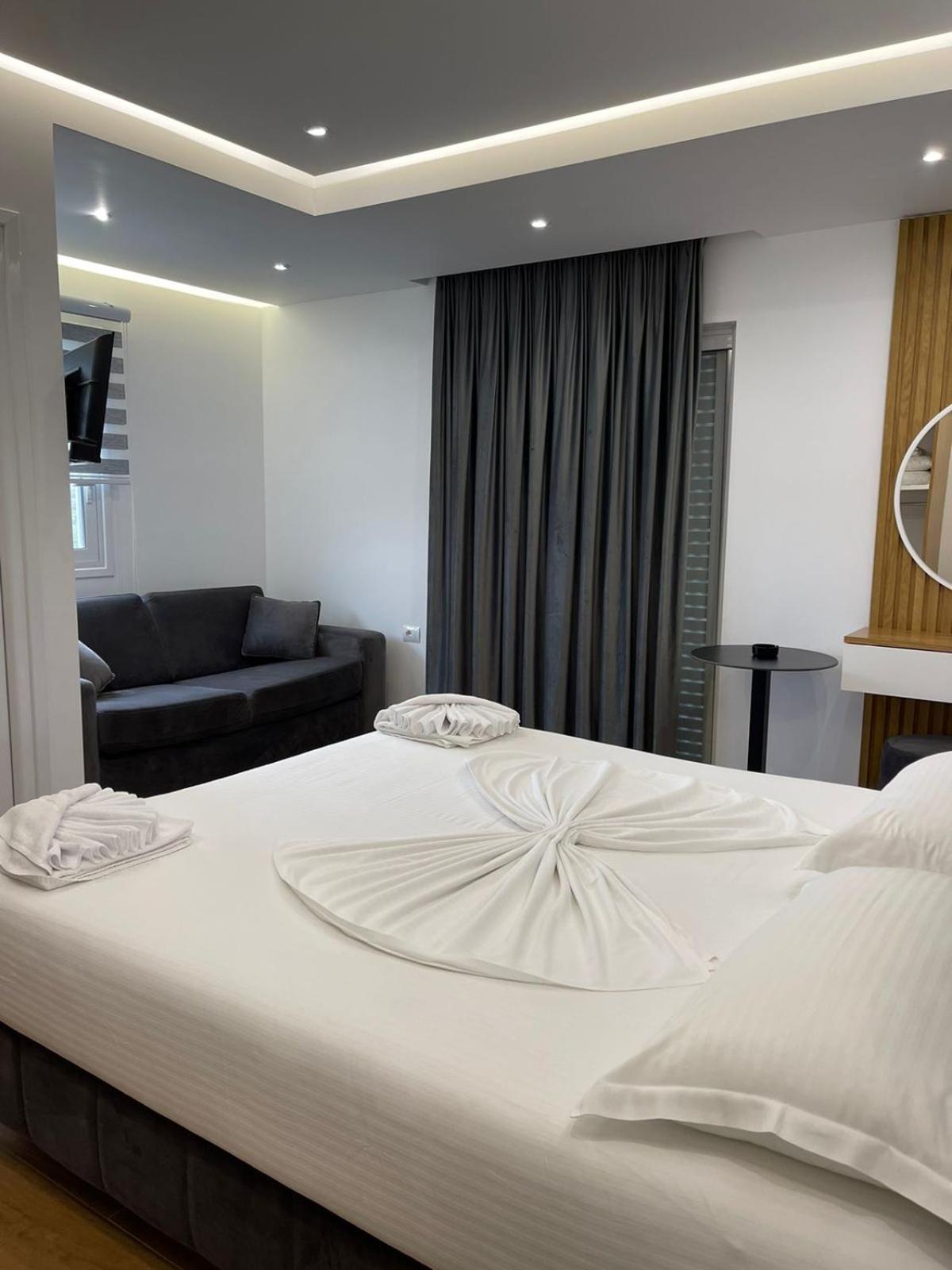 Anna Hotel Ksamil Exterior photo
